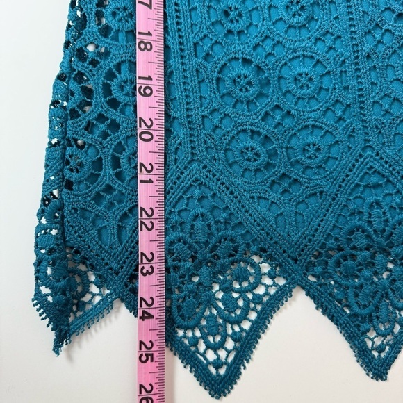 Simply Styled Womens Teal Blue Crochet Lace  Sleeveless Top Size XS - Picture 13 of 13